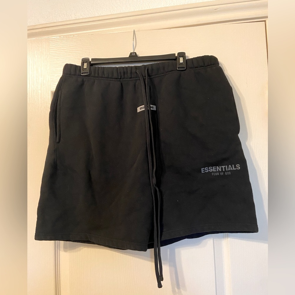 COPY - Essentials Fear of God black sweat-shorts